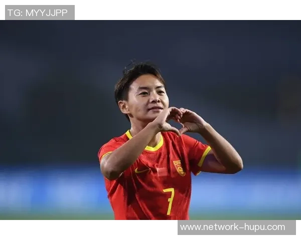 女超联赛焦点战上海女足迎战武汉女足争夺冠军宝座的关键对决